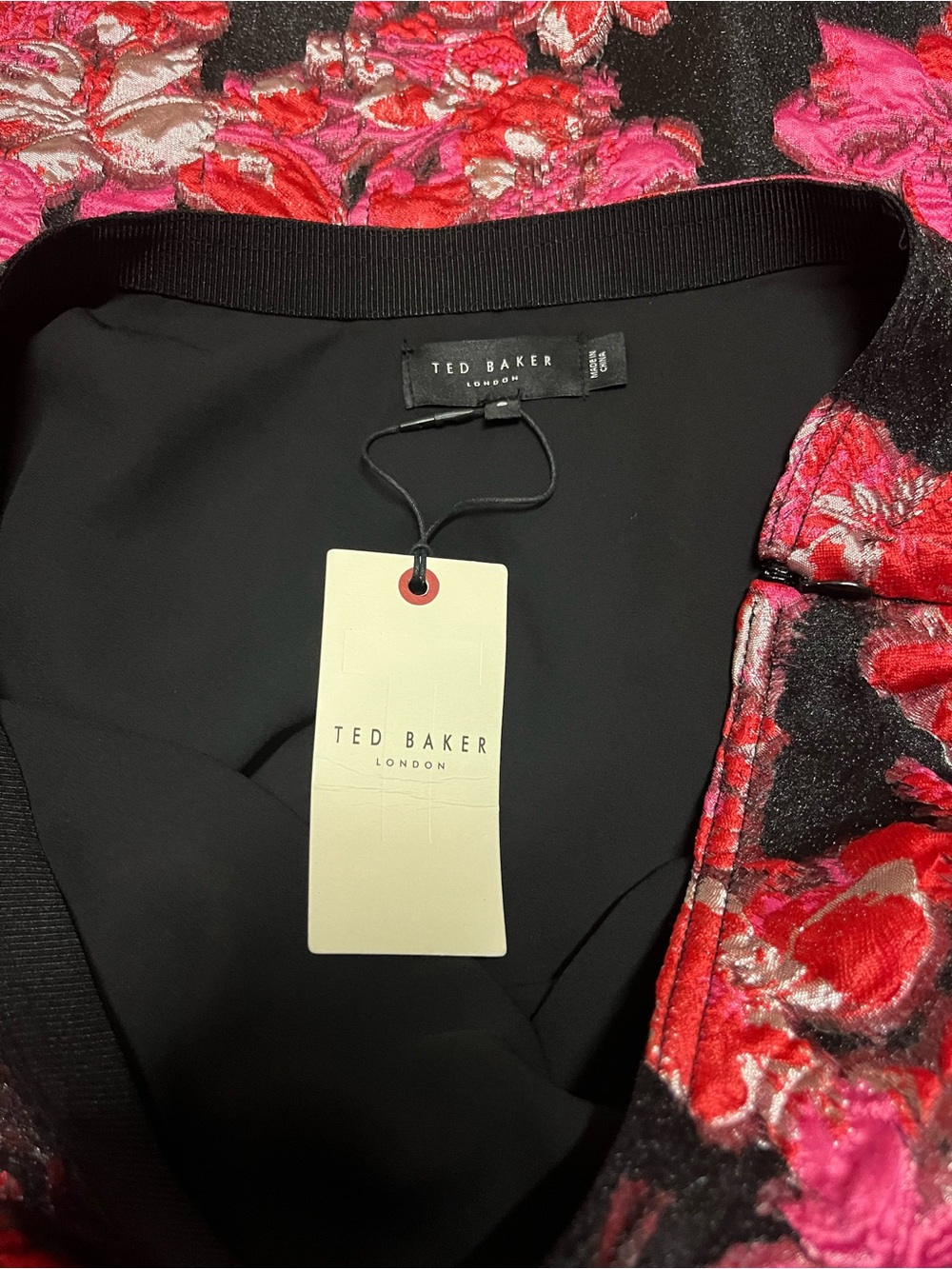 Ted Baker Fiona Black Midi Skirt with Pink & Red Floral Brocade size 8 NWT - Picture 4 of 5